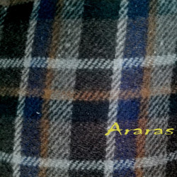 Gorra invierno en paño de lana cuadro escoces en Araras